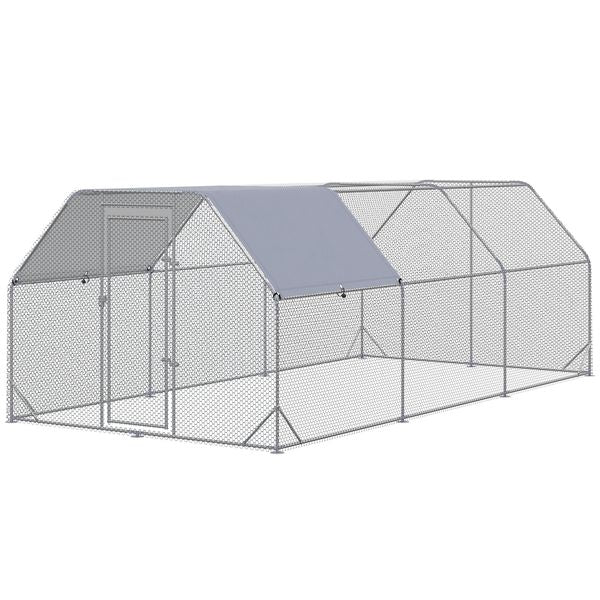 Trailhead walk-in chicken run for 15-18 hens hero view