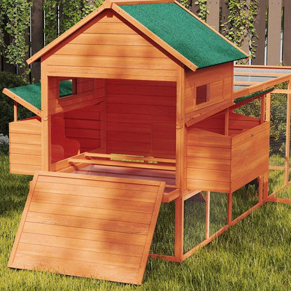 Ranger chicken coop with run for 8-10 hens hero view