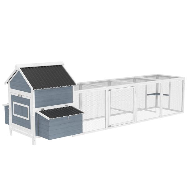 Heritage chicken coop with run for 10-15 hens hero view