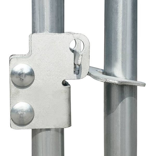 Ironclad backyard use and flock access detail