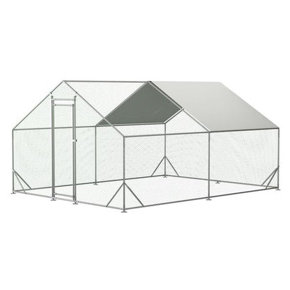 Northfield walk-in chicken run for 10-13 hens hero view