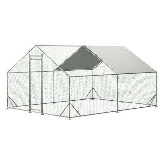 Northfield walk-in chicken run for 10-13 hens hero view