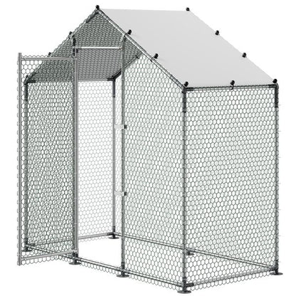 Scout walk-in chicken run for 4-6 hens hero view