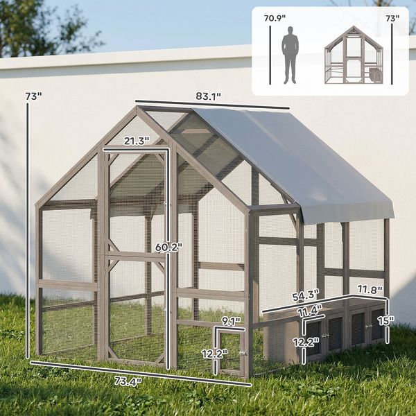 Cascade walk-in wooden chicken coop footprint and dimensions view